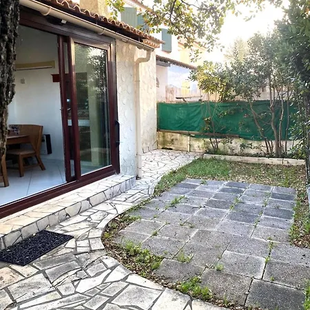 Casa vacanze Spacious House With Garden *