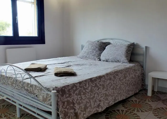 Spacious House With Garden * Six-Fours-les-Plages