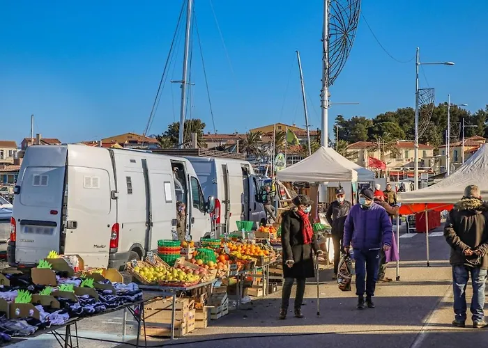 Spacious House With Garden *